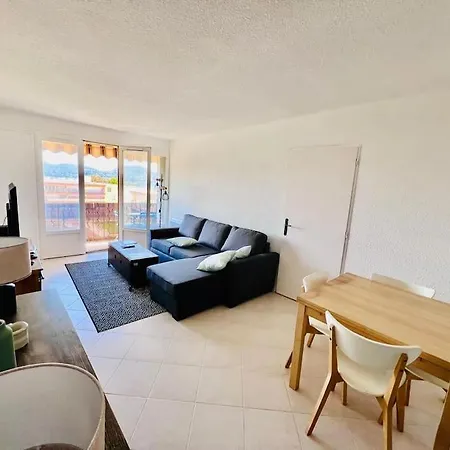 Apartment T2 Vue Proche Centre *